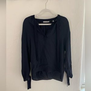 VINCE V-neck long sleeve blouse